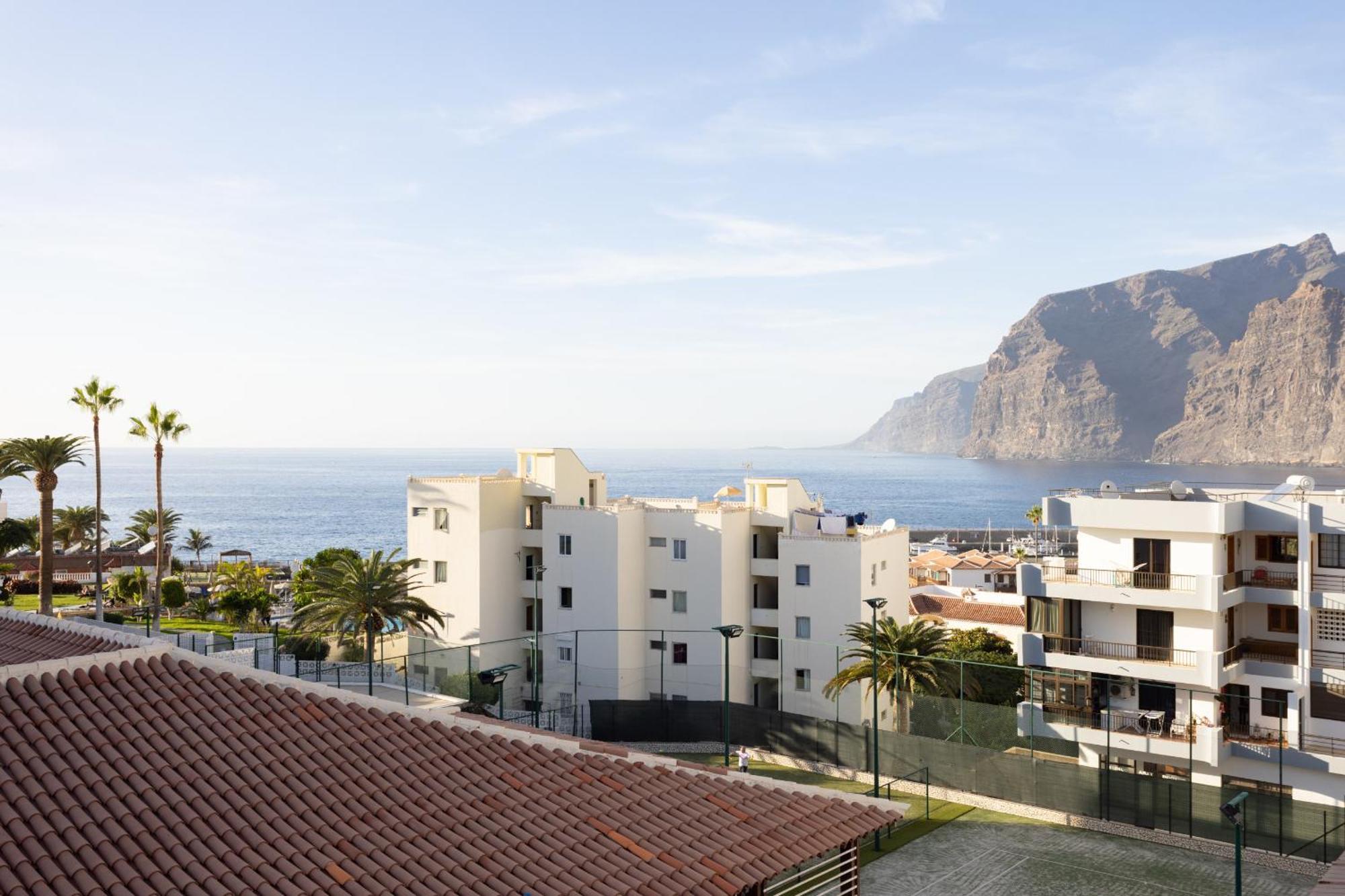 Okstay Los Gigantes With Ac, Terraces And Sea Views Santiago Del Teide Exterior photo